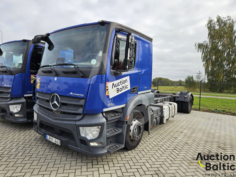 Mercedes-Benz Actros 1843 - Châssis cabine: photos 1 Mercedes-Benz Actros 1843 - Châssis cabine: photos 1