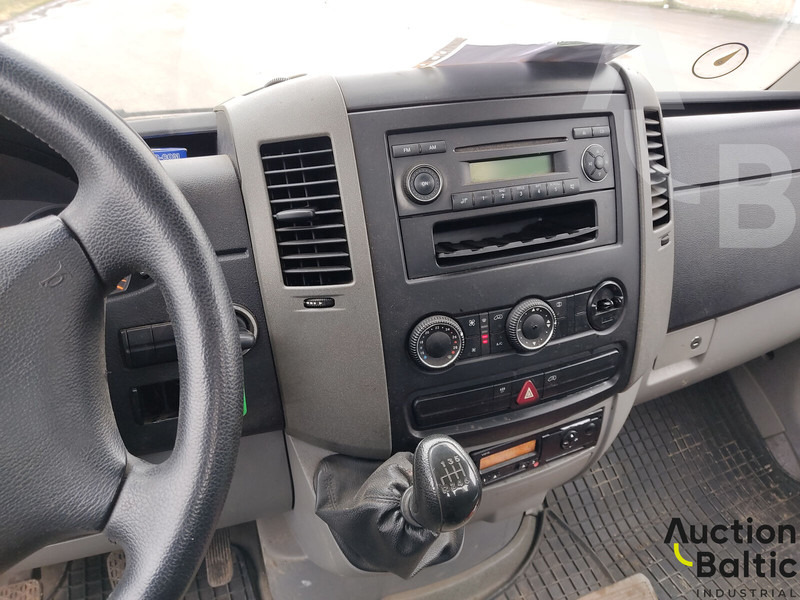 Camion plateau, Camion grue Mercedes-Benz Sprinter 515 CDI: photos 7 Camion plateau, Camion grue Mercedes-Benz Sprinter 515 CDI: photos 7