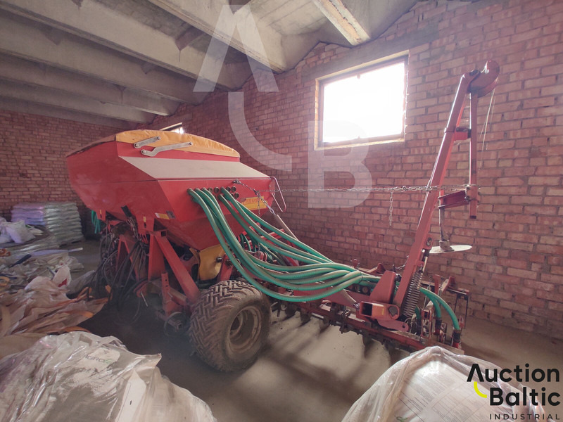 PNEUSEJ 6MV48 - Combiné de semis: photos 2 PNEUSEJ 6MV48 - Combiné de semis: photos 2