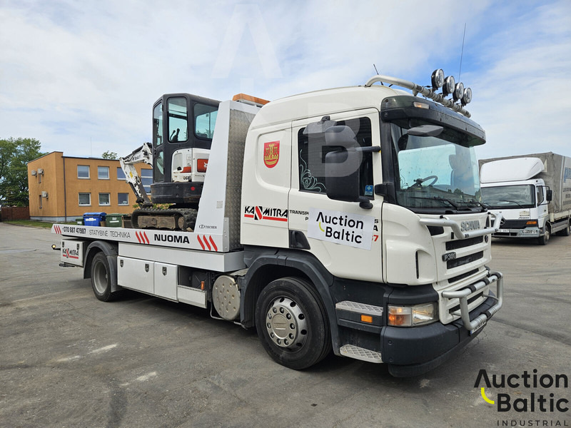 Scania P 380 - Remorqueuse: photos 2 Scania P 380 - Remorqueuse: photos 2
