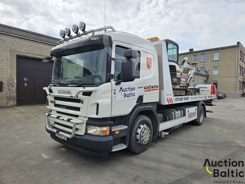 Scania P 380 - Remorqueuse: photos 1 Scania P 380 - Remorqueuse: photos 1