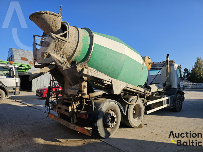 Scania P 94 GB - Camion malaxeur: photos 4 Scania P 94 GB - Camion malaxeur: photos 4