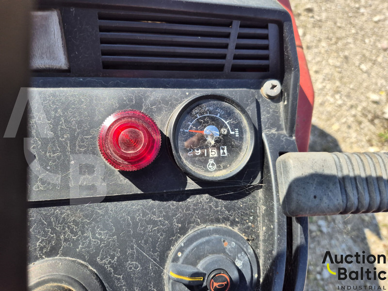 Shibaura SP1540 - Tracteur agricole: photos 5 Shibaura SP1540 - Tracteur agricole: photos 5