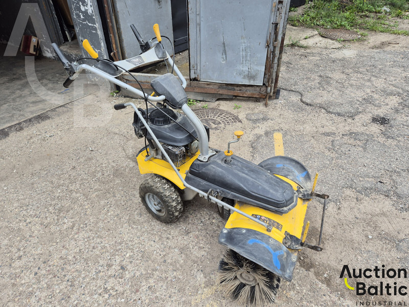 Texas Smart Sweep 800 - Balayeuse de voirie: photos 2 Texas Smart Sweep 800 - Balayeuse de voirie: photos 2