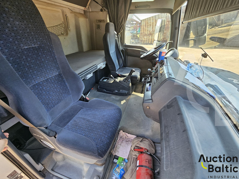 Tracteur routier MAN TGA18.430: photos 8 Tracteur routier MAN TGA18.430: photos 8