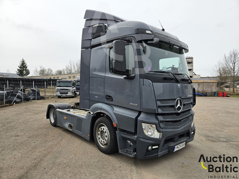 Mercedes-Benz Actros 1843 - Tracteur routier: photos 1 Mercedes-Benz Actros 1843 - Tracteur routier: photos 1