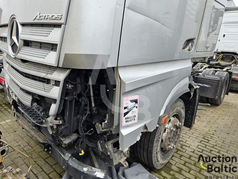 Mercedes-Benz Actros - Tracteur routier: photos 5 Mercedes-Benz Actros - Tracteur routier: photos 5