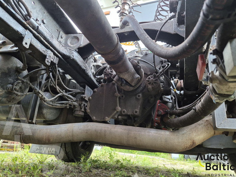 Tracteur routier Scania P 94-260: photos 15
