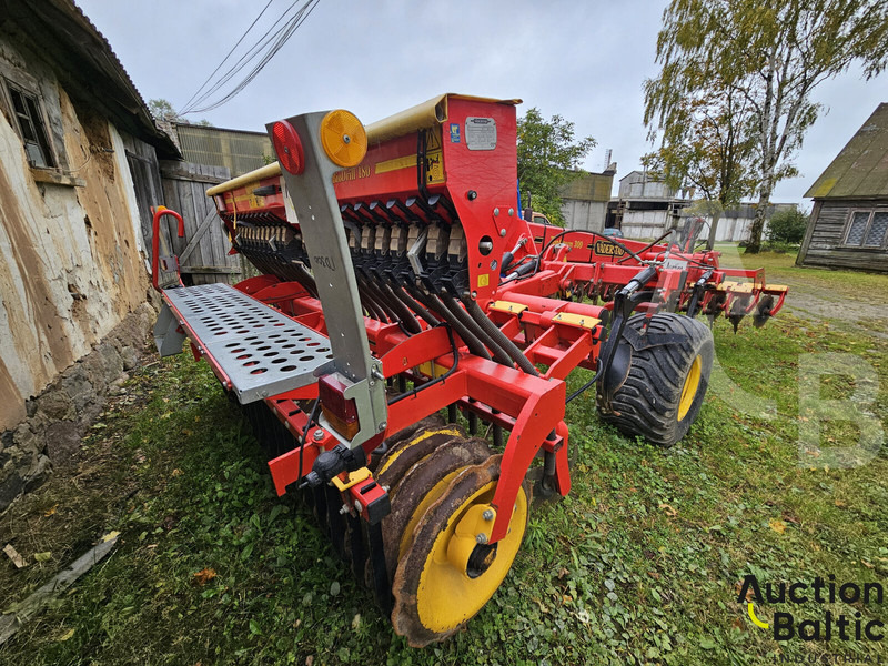 Vaderstad TD300 - Combiné de semis: photos 4 Vaderstad TD300 - Combiné de semis: photos 4