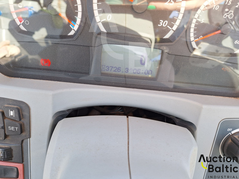 Valtra T 194 A - Tracteur agricole: photos 5 Valtra T 194 A - Tracteur agricole: photos 5