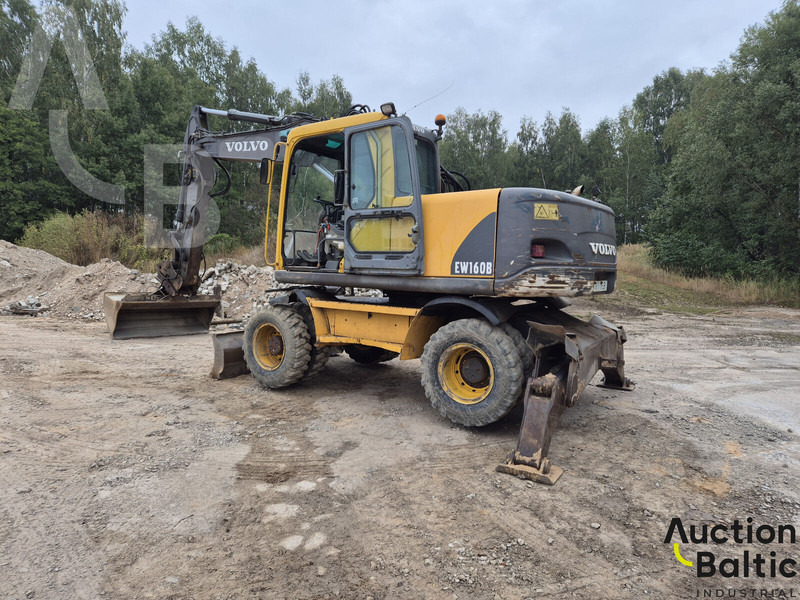 Volvo EW 160 B - Pelle sur pneus: photos 5 Volvo EW 160 B - Pelle sur pneus: photos 5