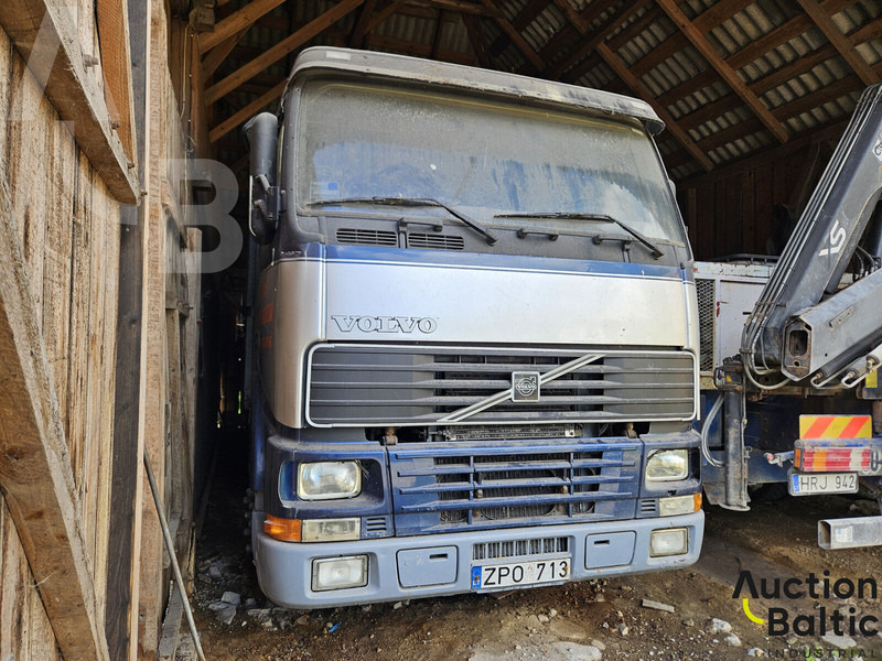 Volvo FH12 - Camion plateau: photos 3 Volvo FH12 - Camion plateau: photos 3