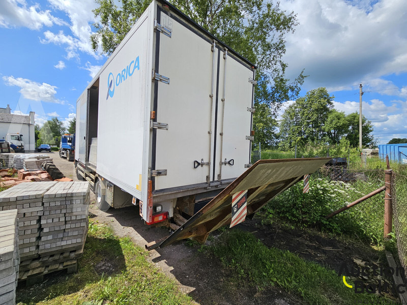 Volvo FL615 - Camion fourgon: photos 3 Volvo FL615 - Camion fourgon: photos 3