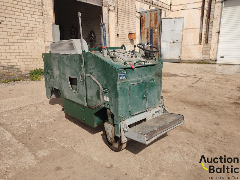 Wirtgen W350 - Travaux routiers: photos 1 Wirtgen W350 - Travaux routiers: photos 1