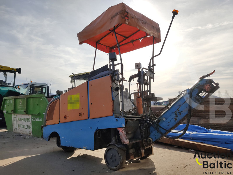 Wirtgen W35DC - Travaux routiers: photos 3 Wirtgen W35DC - Travaux routiers: photos 3