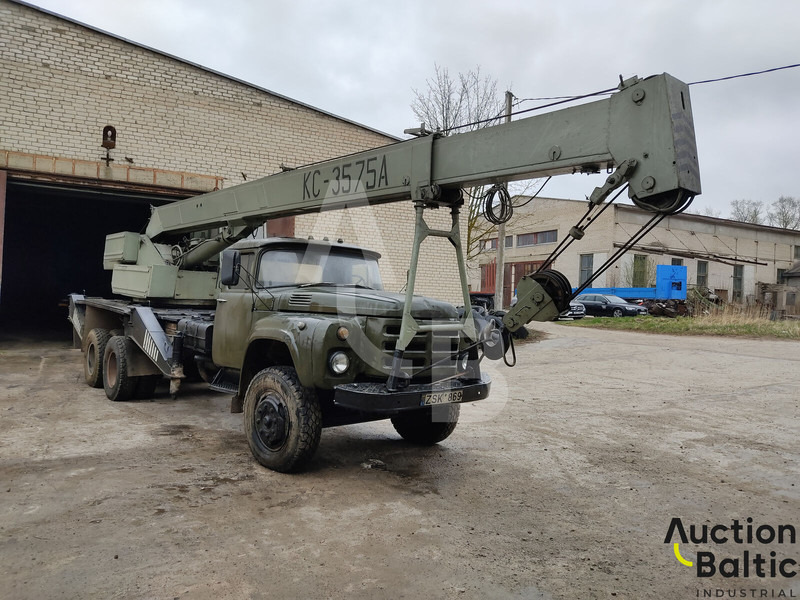 ZIL 133 - Grue tout-terrain: photos 2 ZIL 133 - Grue tout-terrain: photos 2