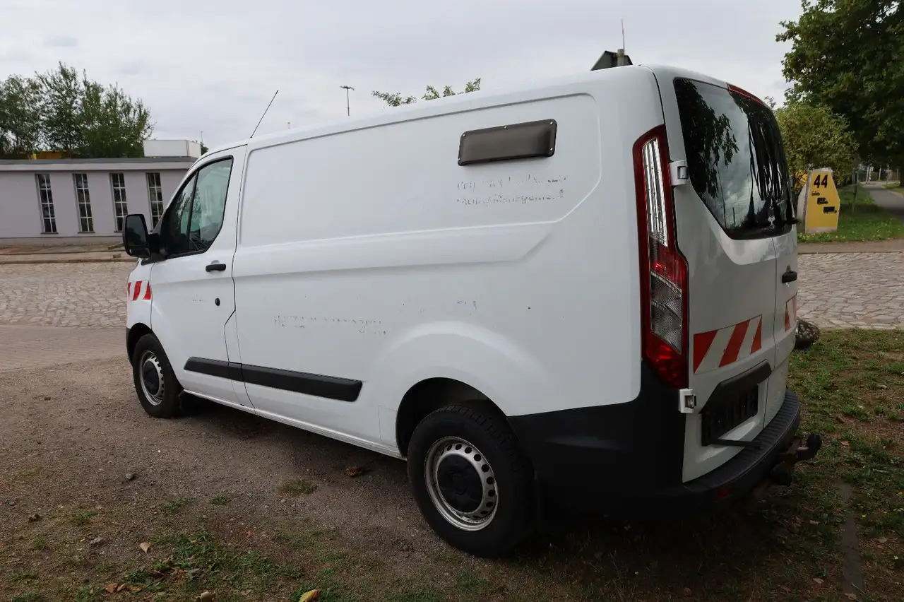 Ford Transit Custom Kasten/Flügeltüren - Fourgon utilitaire: photos 4 Ford Transit Custom Kasten/Flügeltüren - Fourgon utilitaire: photos 4