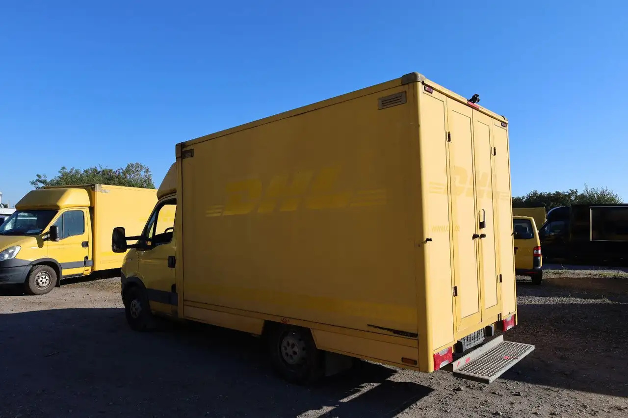 Iveco Daily/ Regalsystem/Luftfeder/KURZ/1. Hand - Fourgon grand volume: photos 4 Iveco Daily/ Regalsystem/Luftfeder/KURZ/1. Hand - Fourgon grand volume: photos 4