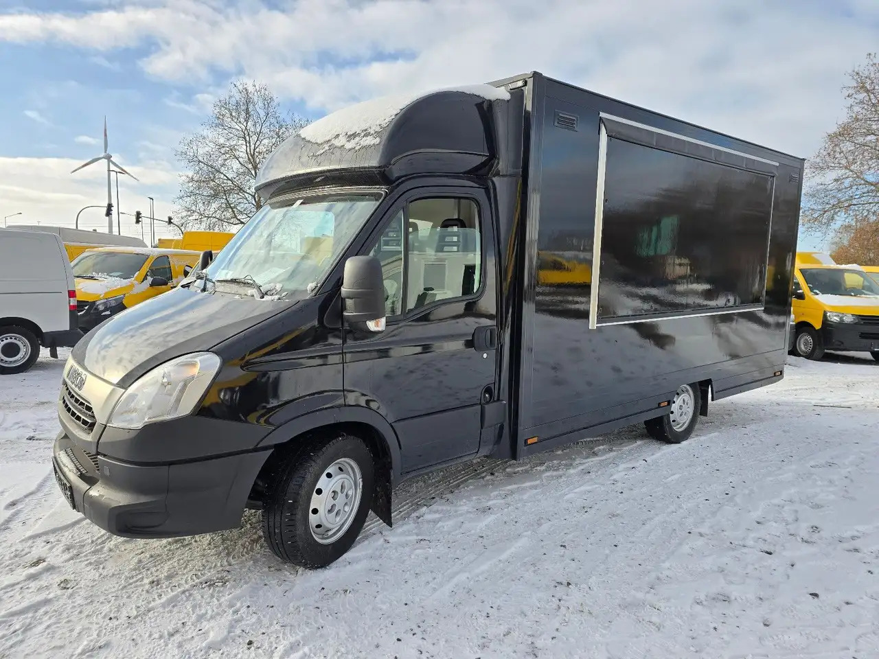 Iveco IS35SI2AA/ FOODTRUCK/Daily - Camion magasin: photos 4 Iveco IS35SI2AA/ FOODTRUCK/Daily - Camion magasin: photos 4