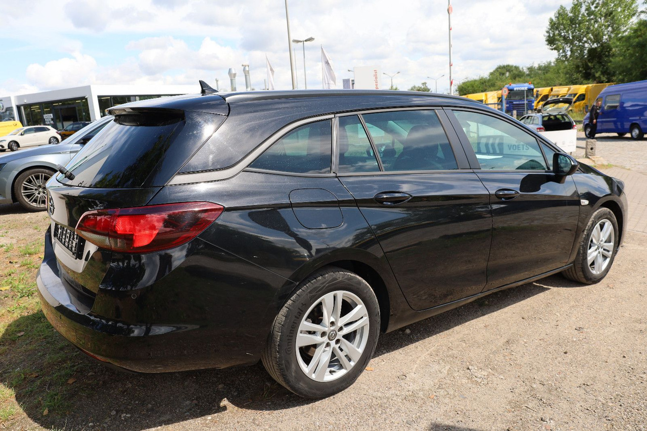 Opel Astra K Sports Tourer Business Start/Stop - Voiture break: photos 3 Opel Astra K Sports Tourer Business Start/Stop - Voiture break: photos 3