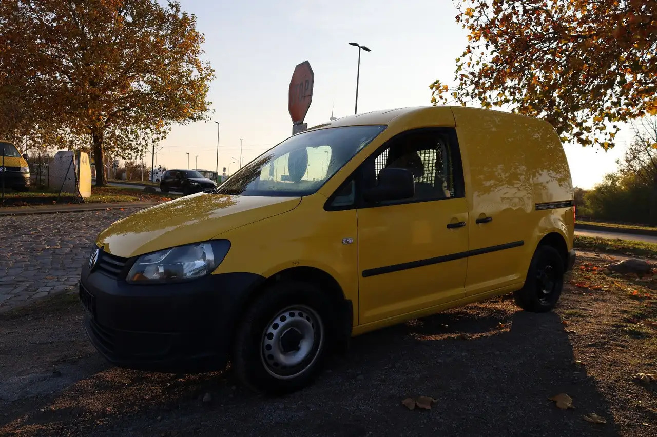 Volkswagen Caddy/2KN/62kW/1.Hand - Fourgon utilitaire: photos 1 Volkswagen Caddy/2KN/62kW/1.Hand - Fourgon utilitaire: photos 1