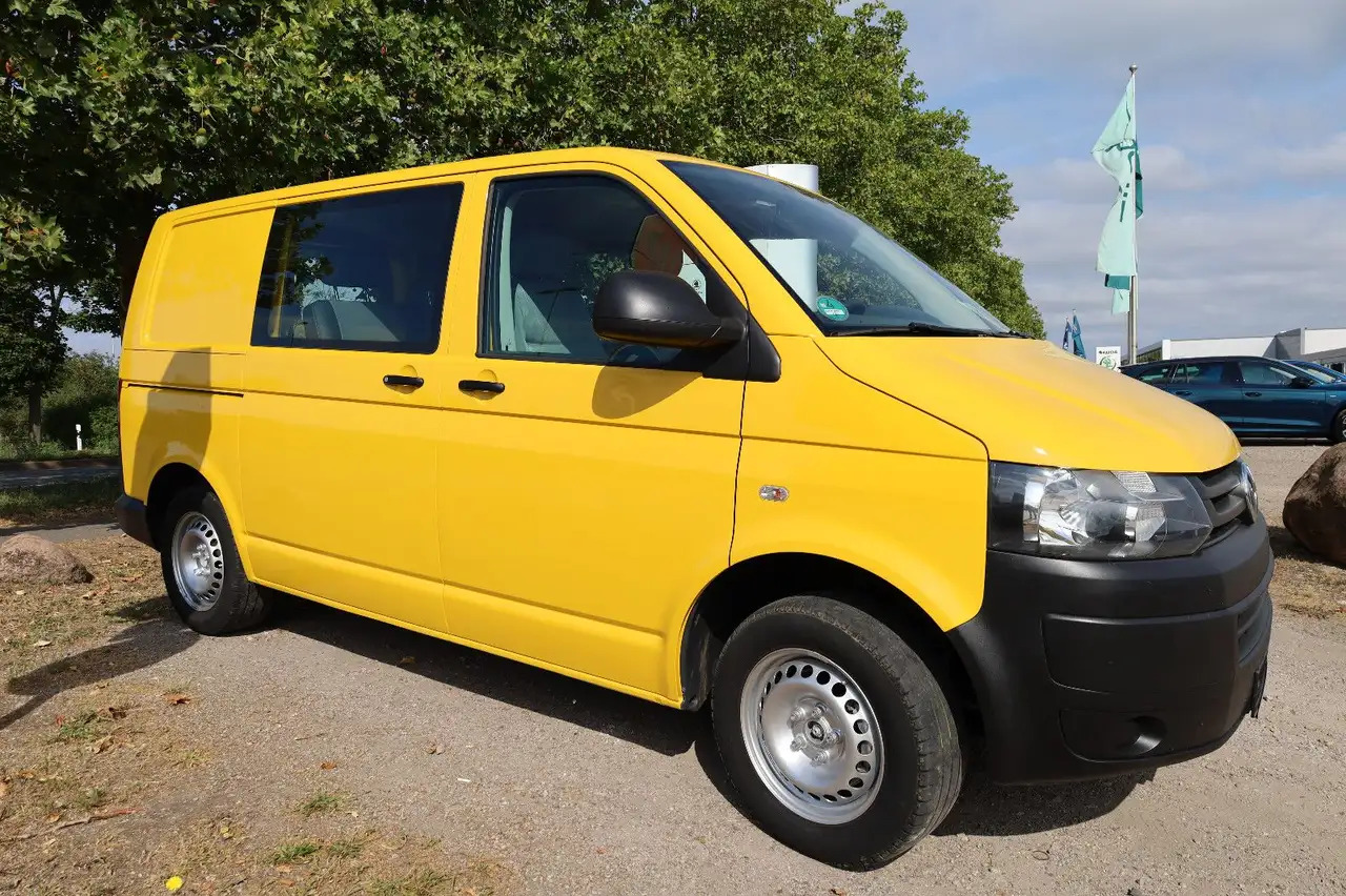 Volkswagen T5 Transporter/ 2.0 TDI/EU5/1.Hand/5-Sitze - Utilitaire double cabine: photos 4 Volkswagen T5 Transporter/ 2.0 TDI/EU5/1.Hand/5-Sitze - Utilitaire double cabine: photos 4