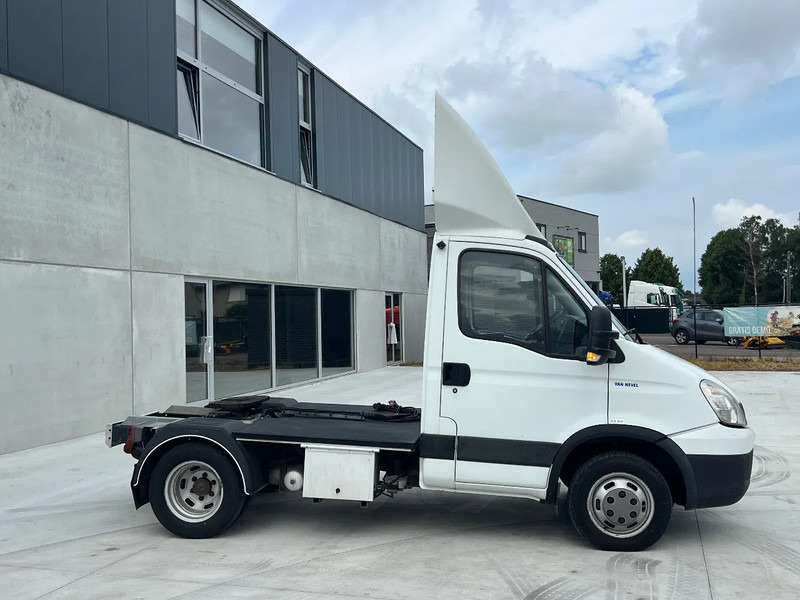Iveco Daily 40C17 BE TREKKER*SMART TACHO*Belgian*3.0 diesel - Tracteur routier: photos 5 Iveco Daily 40C17 BE TREKKER*SMART TACHO*Belgian*3.0 diesel - Tracteur routier: photos 5