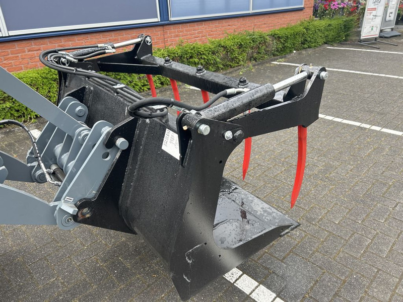 Giant Tobroco Pelikaanbak 140 cm Giant aanspan - Godet pour Engins de chantier: photos 5 Giant Tobroco Pelikaanbak 140 cm Giant aanspan - Godet pour Engins de chantier: photos 5