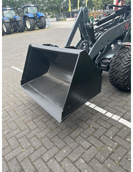 Tobroco Grondbak 130 cm Giant aanspan - Godet pour Engins de chantier: photos 3 Tobroco Grondbak 130 cm Giant aanspan - Godet pour Engins de chantier: photos 3