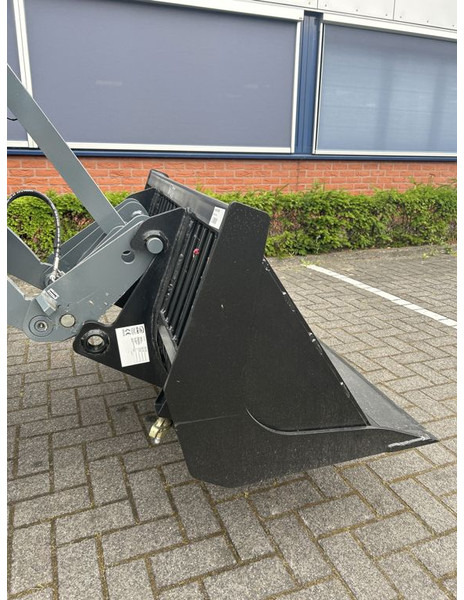 Tobroco Puinbak 130 cm Giant aanspan - Godet pour Engins de chantier: photos 1 Tobroco Puinbak 130 cm Giant aanspan - Godet pour Engins de chantier: photos 1