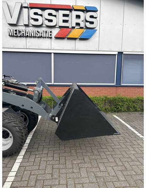Tobroco Volumebak 130 cm Giant aanspan - Godet pour Engins de chantier: photos 1 Tobroco Volumebak 130 cm Giant aanspan - Godet pour Engins de chantier: photos 1