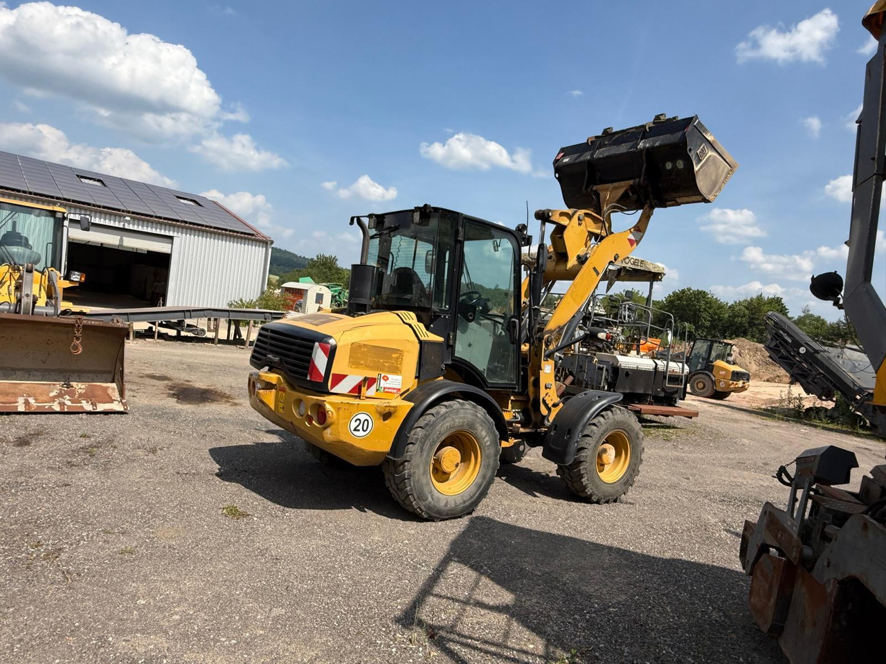 Caterpillar 908 H 2 units CAT908H - Chargeuse sur pneus: photos 2 Caterpillar 908 H 2 units CAT908H - Chargeuse sur pneus: photos 2