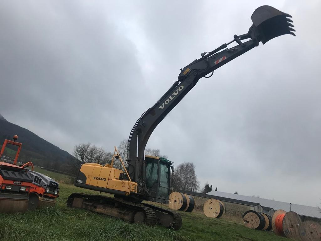 Volvo EC 160 CL well - Pelle sur chenille: photos 3 Volvo EC 160 CL well - Pelle sur chenille: photos 3