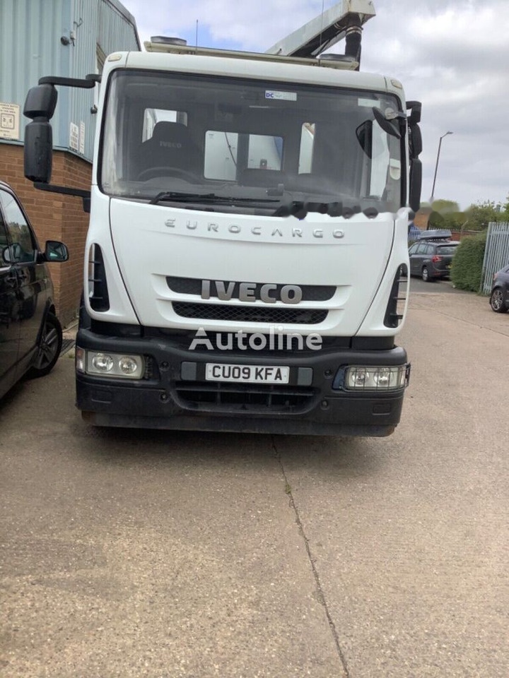 IVECO 180e25 euro5 - Camion hydrocureur: photos 1 IVECO 180e25 euro5 - Camion hydrocureur: photos 1