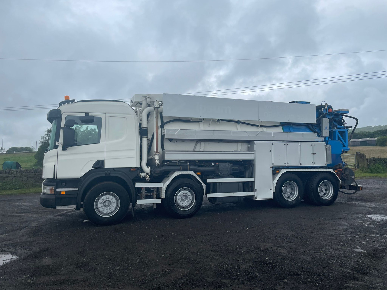 Scania P420 JHL combi tanker recykler - Camion hydrocureur: photos 1 Scania P420 JHL combi tanker recykler - Camion hydrocureur: photos 1