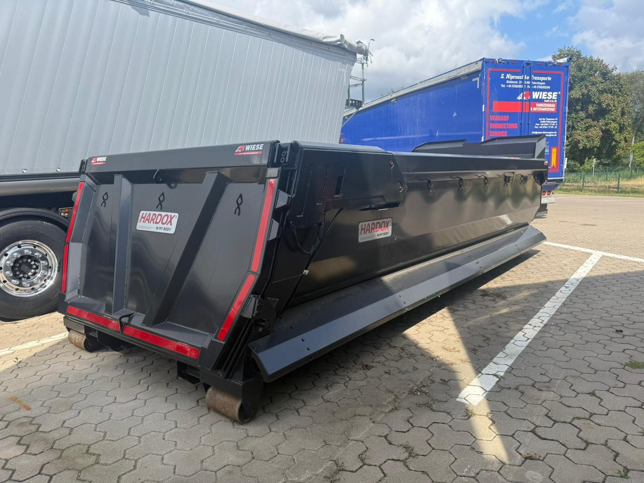 Abrollcontainer HARDOX 19m³ - Semi-remorque porte-conteneur/ Caisse mobile: photos 1 Abrollcontainer HARDOX 19m³ - Semi-remorque porte-conteneur/ Caisse mobile: photos 1
