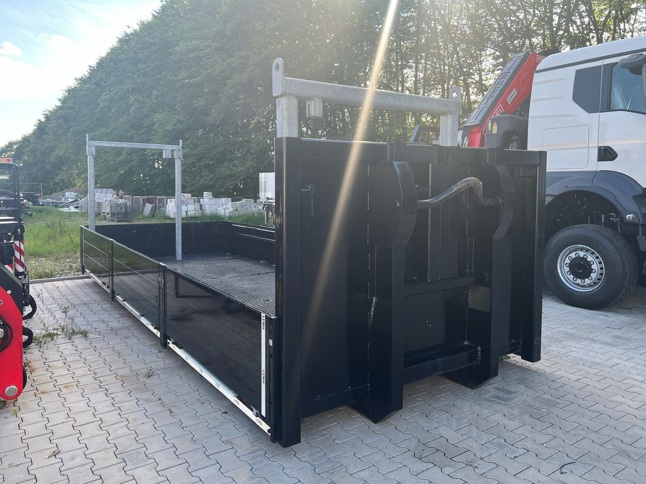 Abrollcontainer mit Bordwänden - Semi-remorque porte-conteneur/ Caisse mobile: photos 2 Abrollcontainer mit Bordwänden - Semi-remorque porte-conteneur/ Caisse mobile: photos 2