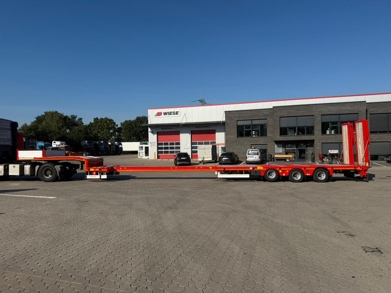 Kässbohrer K.SLA 3 / 1N-18/30 Ausziehbarer Tieflader - Semi-remorque surbaissé: photos 1 Kässbohrer K.SLA 3 / 1N-18/30 Ausziehbarer Tieflader - Semi-remorque surbaissé: photos 1