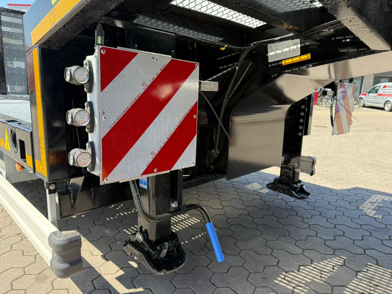 Kässbohrer SLS.HS Tieflader mit hydr. Schwanenhals - Semi-remorque surbaissé: photos 5 Kässbohrer SLS.HS Tieflader mit hydr. Schwanenhals - Semi-remorque surbaissé: photos 5