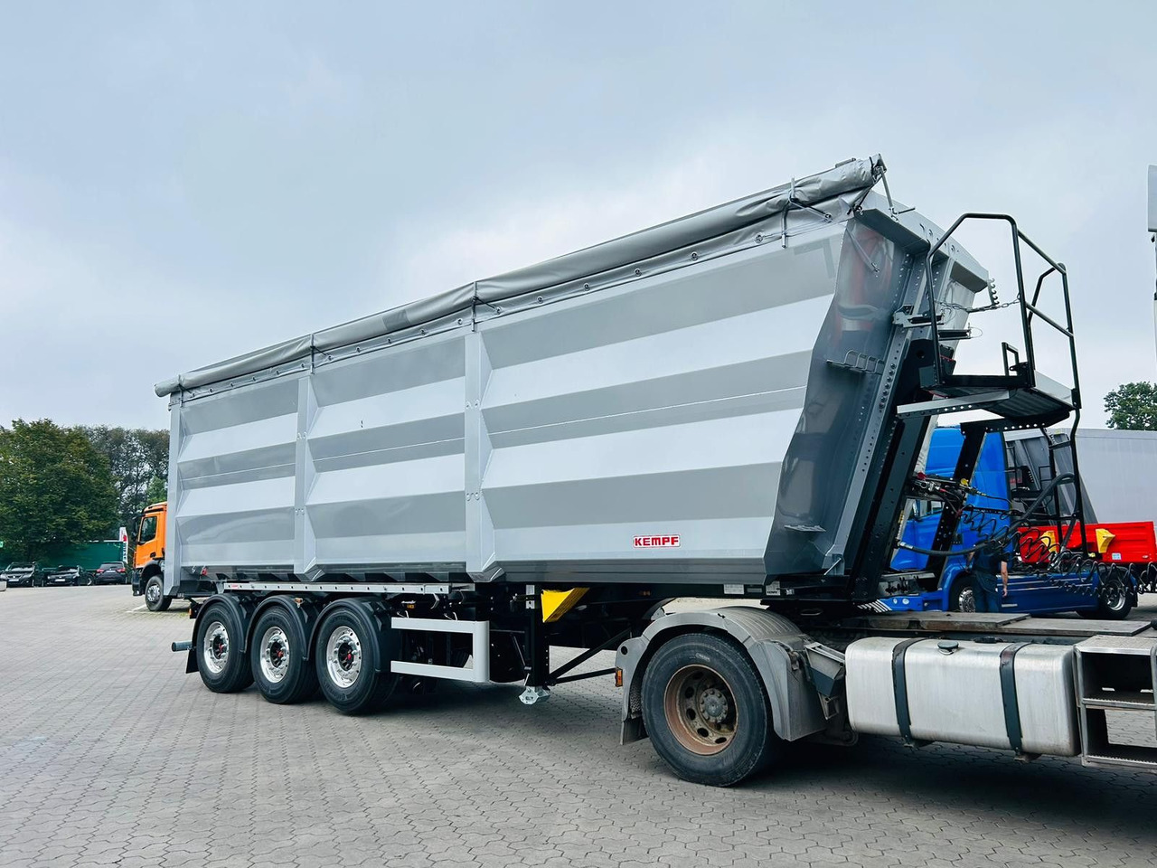 Kempf SKM 36/3 SHL-Light 3-Achs Stahl Kipper 51m³ - Semi-remorque benne: photos 2 Kempf SKM 36/3 SHL-Light 3-Achs Stahl Kipper 51m³ - Semi-remorque benne: photos 2