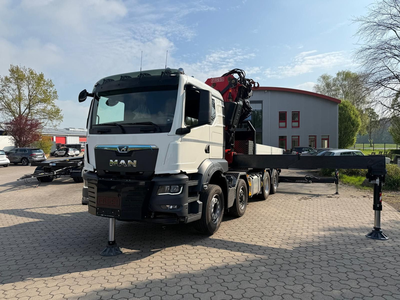 MAN 35.520 8x4 mit Kran Fassi F800 RA2.28 - Camion grue: photos 5 MAN 35.520 8x4 mit Kran Fassi F800 RA2.28 - Camion grue: photos 5