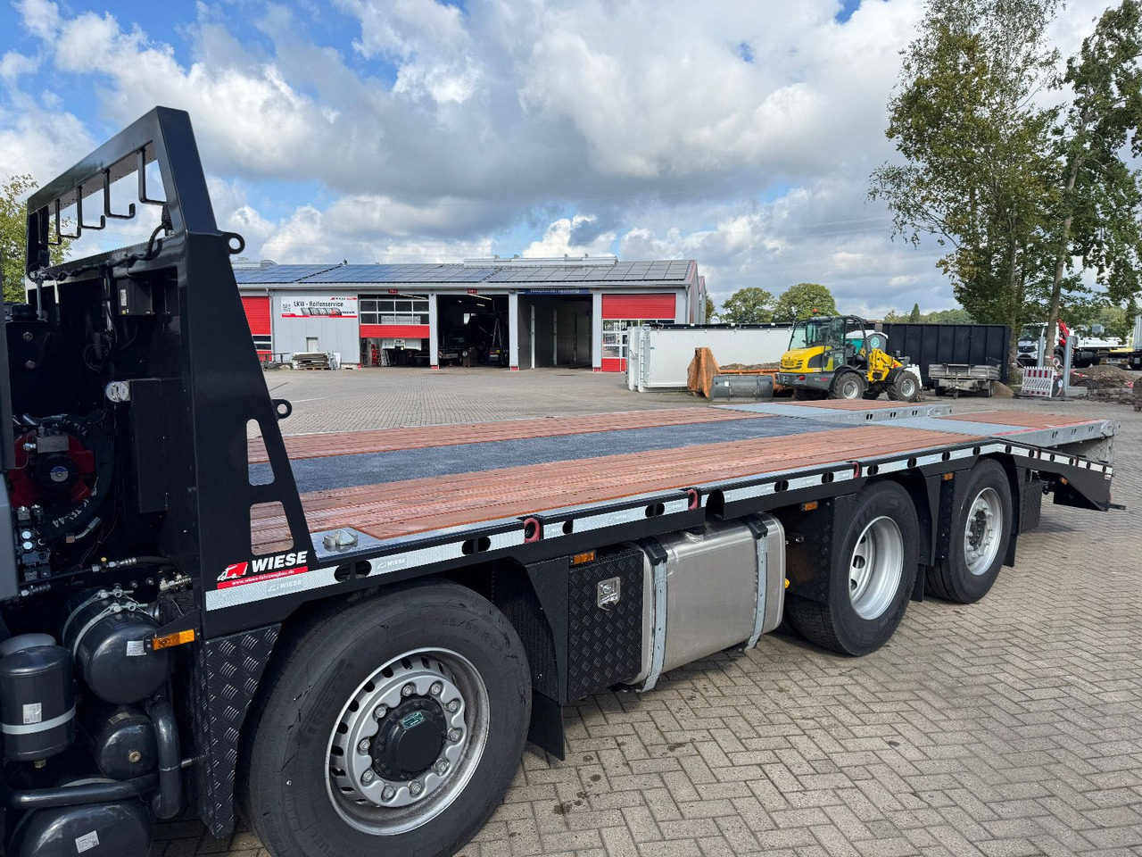 MAN TGS 35.520 Hydro Baumaschinentransporter - Remorqueuse: photos 2 MAN TGS 35.520 Hydro Baumaschinentransporter - Remorqueuse: photos 2