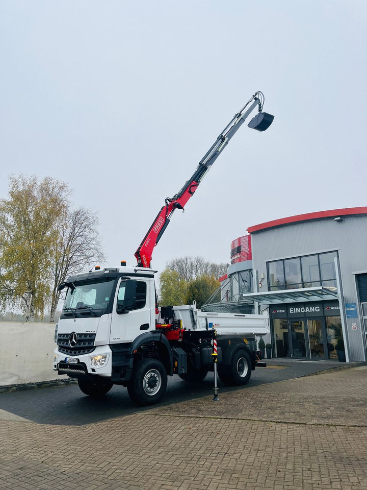 Mercedes-Benz Arocs 1835 4x4 Meiller Fassi F135 Kran Kipper - Camion benne, Camion grue: photos 3 Mercedes-Benz Arocs 1835 4x4 Meiller Fassi F135 Kran Kipper - Camion benne, Camion grue: photos 3