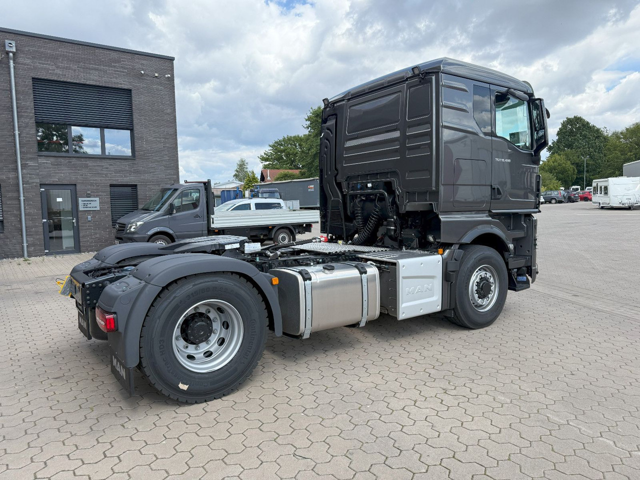 MAN TGX 18.480 4x2 HydroDrive Allrad mit Hydraulik - Tracteur routier: photos 3 MAN TGX 18.480 4x2 HydroDrive Allrad mit Hydraulik - Tracteur routier: photos 3