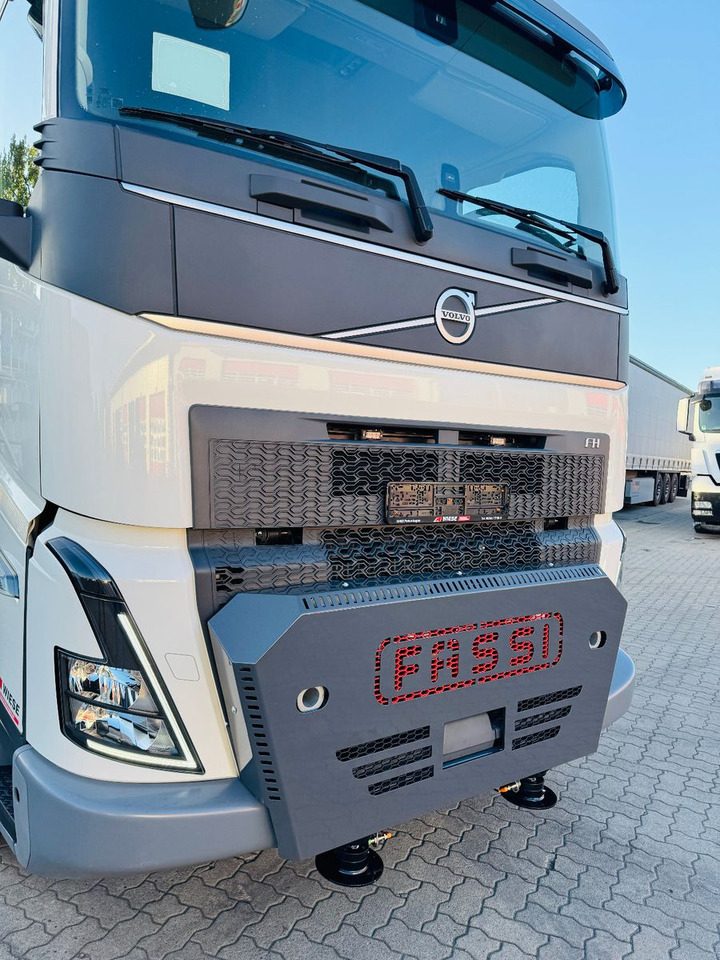 Volvo FH500 6x2 mit Fassi F545 2.27 JIB Winde so - Tracteur routier: photos 2 Volvo FH500 6x2 mit Fassi F545 2.27 JIB Winde so - Tracteur routier: photos 2