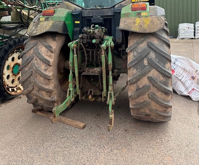JOHN DEERE 6910 - Tracteur agricole: photos 5 JOHN DEERE 6910 - Tracteur agricole: photos 5