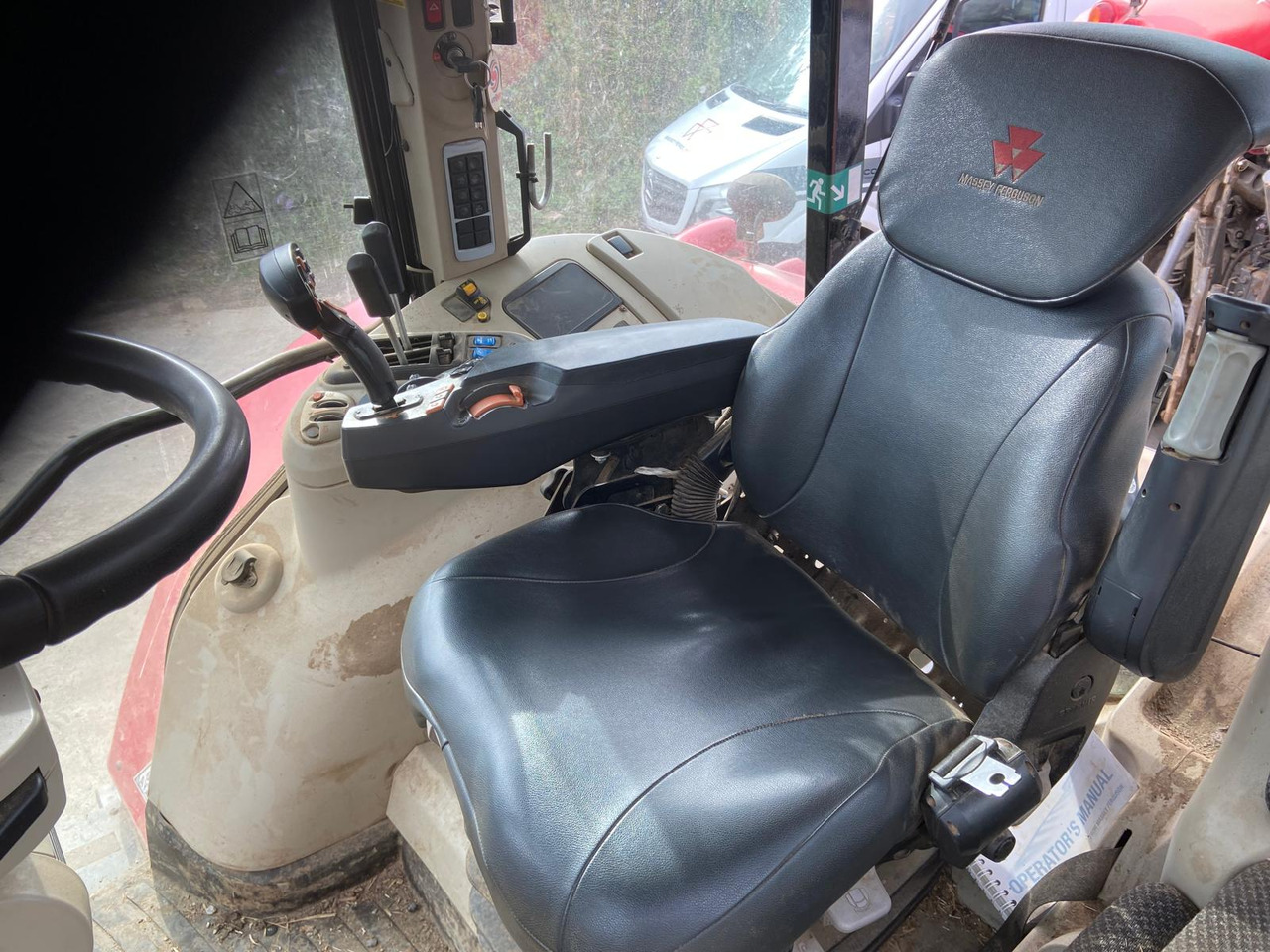 MASSEY FERGUSON 7718s - Tracteur agricole: photos 2 MASSEY FERGUSON 7718s - Tracteur agricole: photos 2