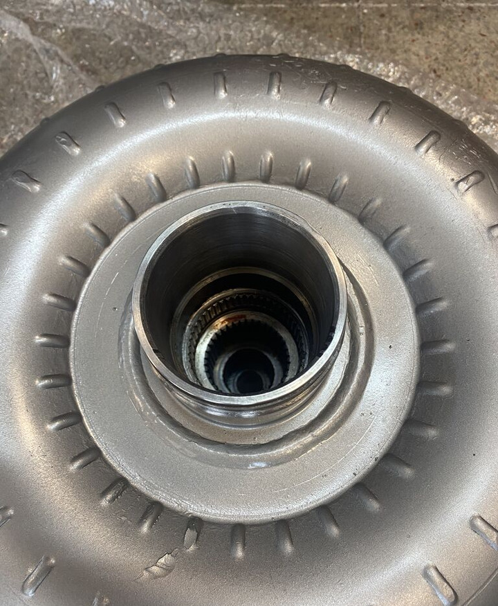 John Deere TORK KONVERTÖR John Deere 744H ZF 4646054034 - 4 WG 260 , 4646054015 – 4WG260 – AT209544 – John Deere 744H , 544H – 4WG160 – AT209715 – 4646054015 – John Deere , 544J – 4WG160 – 465605405 - Transmission pour Chargeuse sur pneus: photos 1 John Deere TORK KONVERTÖR John Deere 744H ZF 4646054034 - 4 WG 260 , 4646054015 – 4WG260 – AT209544 – John Deere 744H , 544H – 4WG160 – AT209715 – 4646054015 – John Deere , 544J – 4WG160 – 465605405 - Transmission pour Chargeuse sur pneus: photos 1