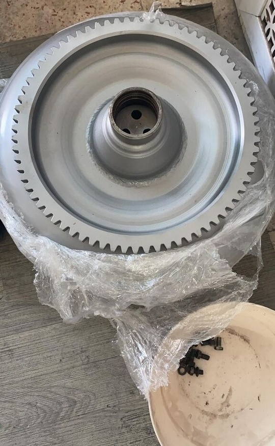 Volvo TORK KONVERTÖR (11144472) Volvo L150E-L180E-L150F-L180F-L220E-L220F(11144472) - Transmission pour Chargeuse sur pneus: photos 2 Volvo TORK KONVERTÖR (11144472) Volvo L150E-L180E-L150F-L180F-L220E-L220F(11144472) - Transmission pour Chargeuse sur pneus: photos 2