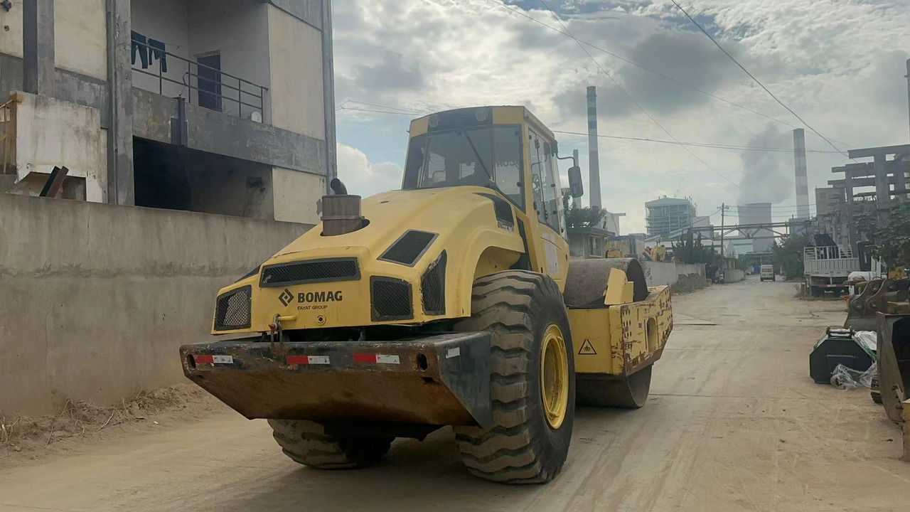 BOMAG BW226 - Compacteur: photos 5 BOMAG BW226 - Compacteur: photos 5